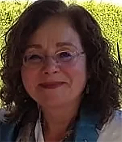 Profesora Lucía Tabares